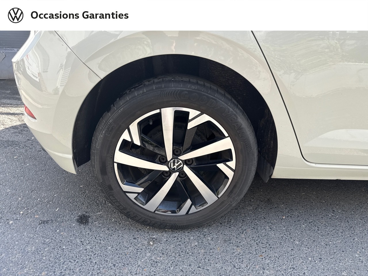 Voitures occasions VOLKSWAGEN POLO Life Villemomble