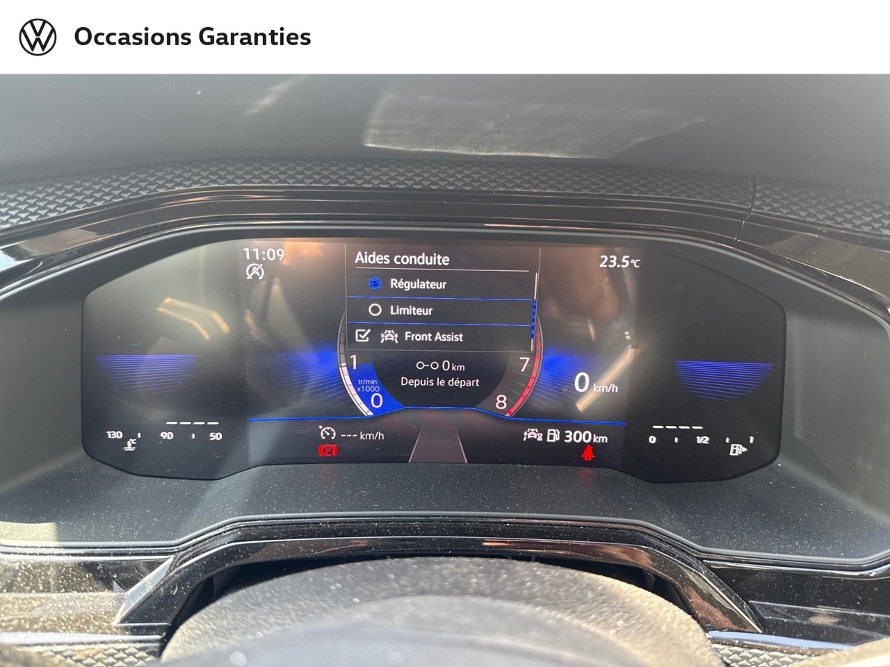 Voitures occasions VOLKSWAGEN POLO Life Villemomble