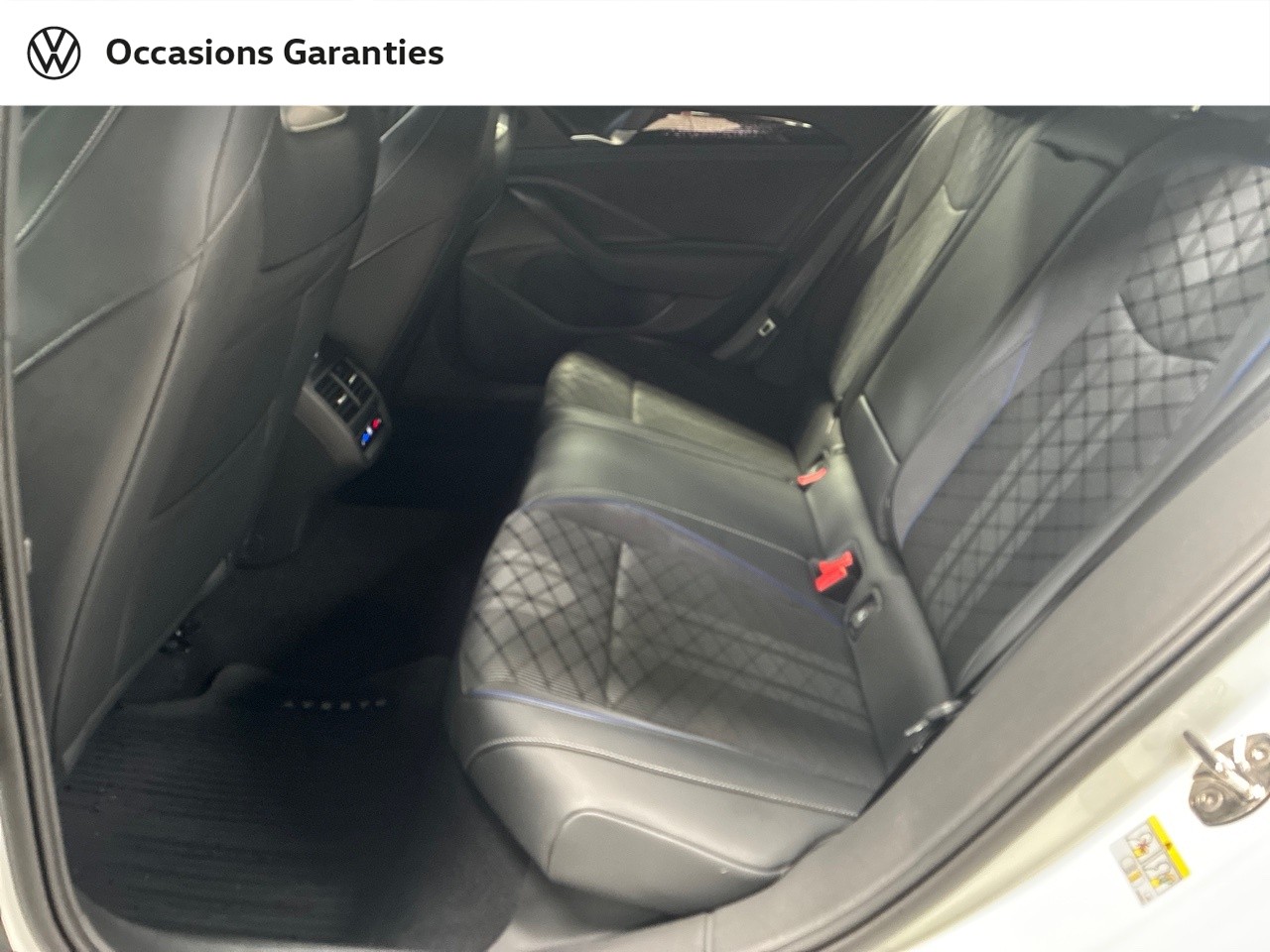 Voitures occasions VOLKSWAGEN Passat SW R-Line Clermont-Ferrand