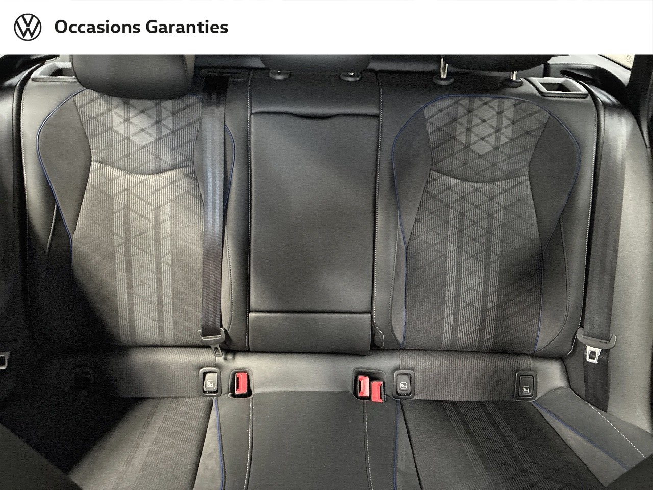 Voitures occasions VOLKSWAGEN Passat SW R-Line Clermont-Ferrand