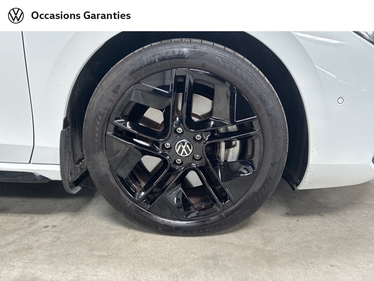 Voitures occasions VOLKSWAGEN Passat SW R-Line Clermont-Ferrand