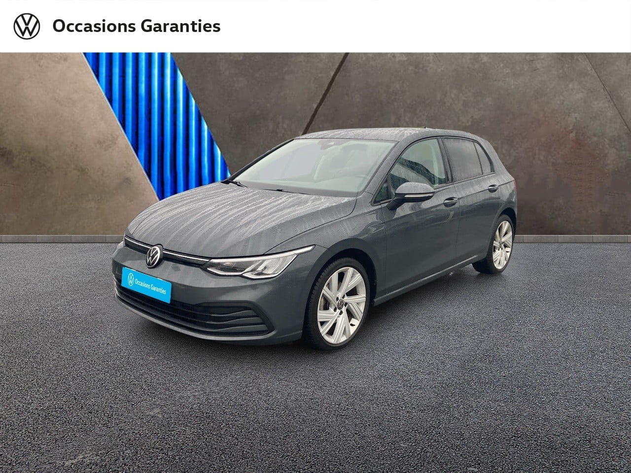 Voitures occasions VOLKSWAGEN GOLF Life 1st Rivery