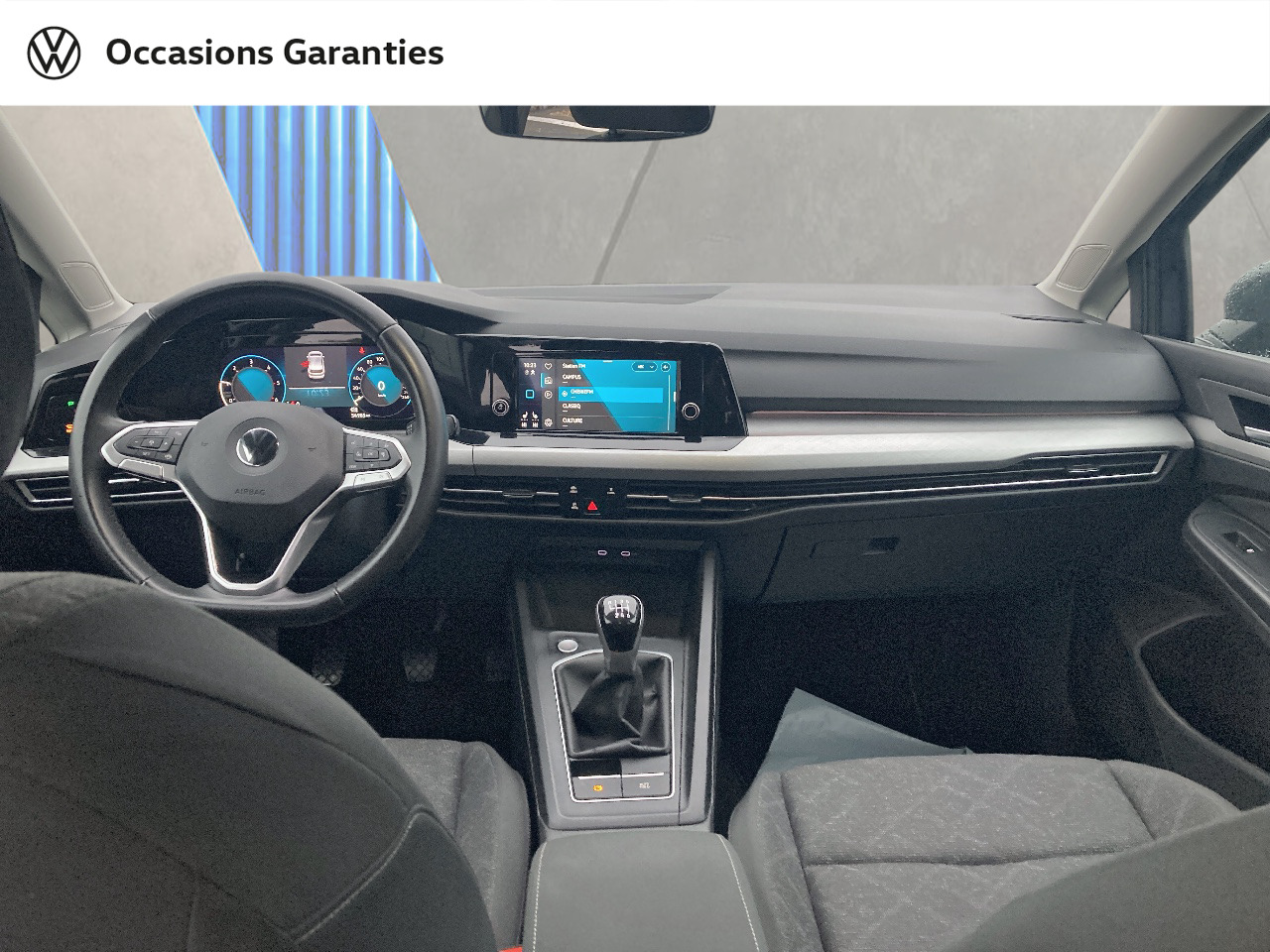 Voitures occasions VOLKSWAGEN GOLF Life 1st Rivery