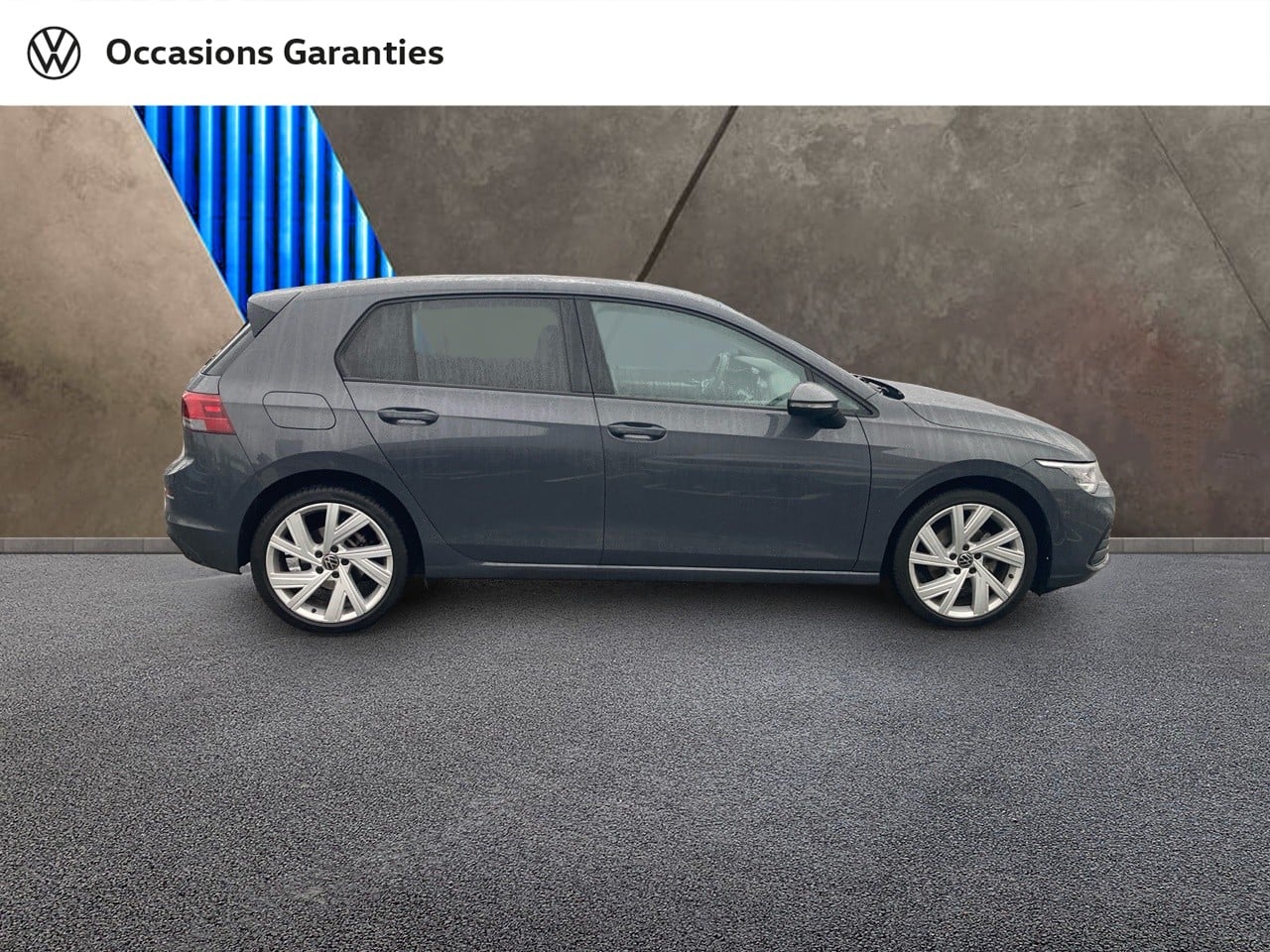 Voitures occasions VOLKSWAGEN GOLF Life 1st Hazebrouck