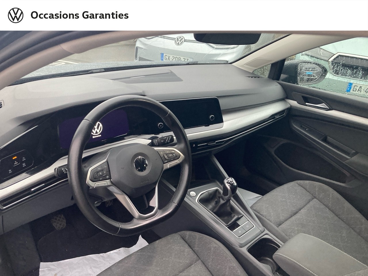 Voitures occasions VOLKSWAGEN GOLF Life 1st Rivery