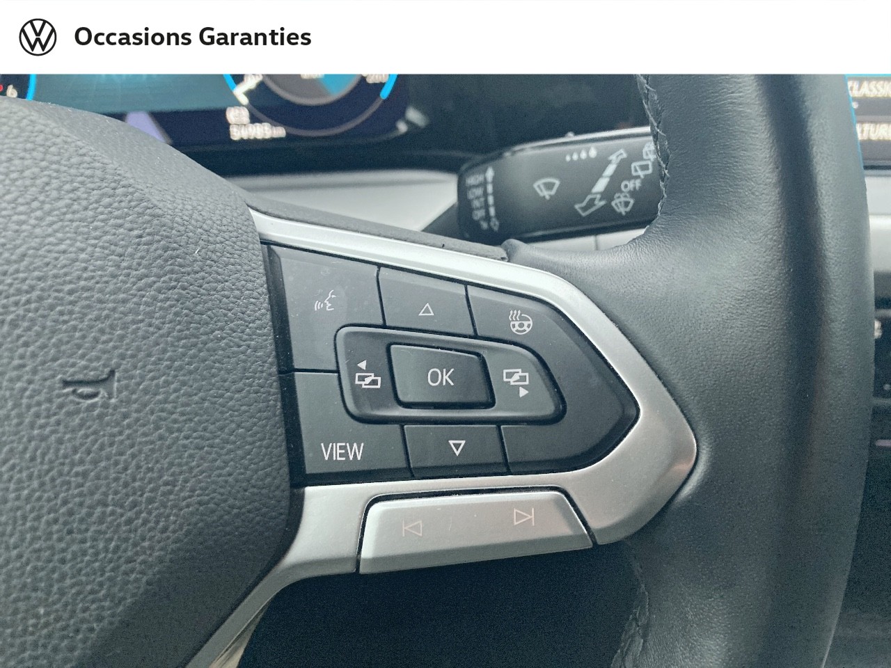 Voitures occasions VOLKSWAGEN GOLF Life 1st Rivery
