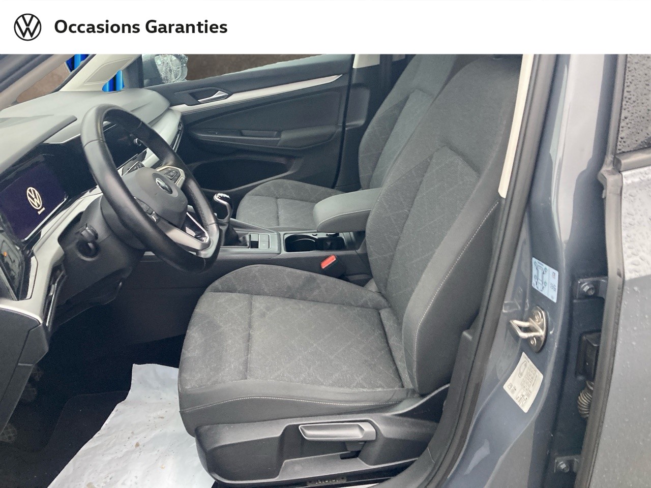 Voitures occasions VOLKSWAGEN GOLF Life 1st Rivery