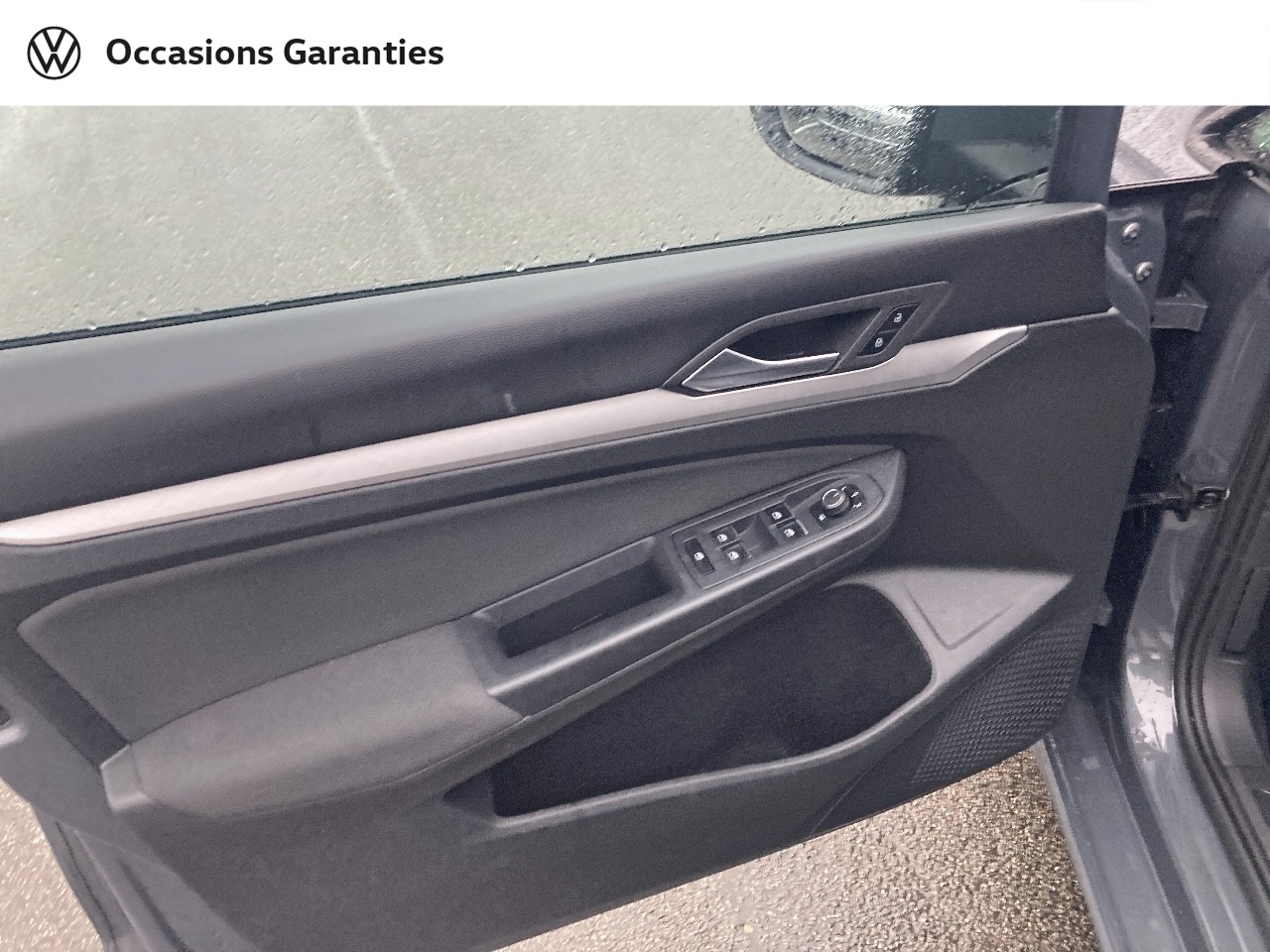 Voitures occasions VOLKSWAGEN GOLF Life 1st Rivery