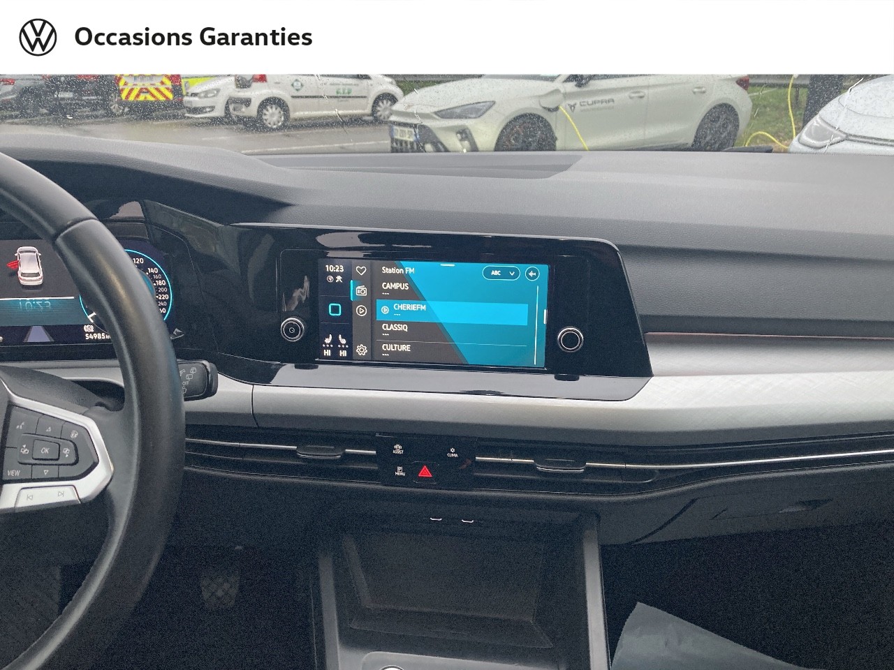 Voitures occasions VOLKSWAGEN GOLF Life 1st Rivery