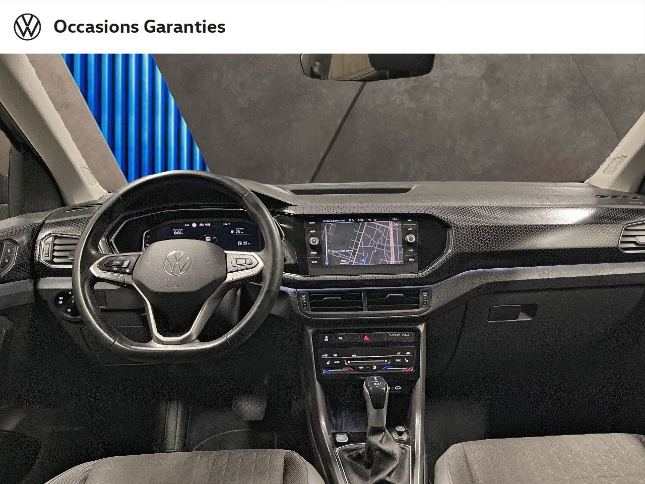 Voitures occasions VOLKSWAGEN T-CROSS Carat Paris