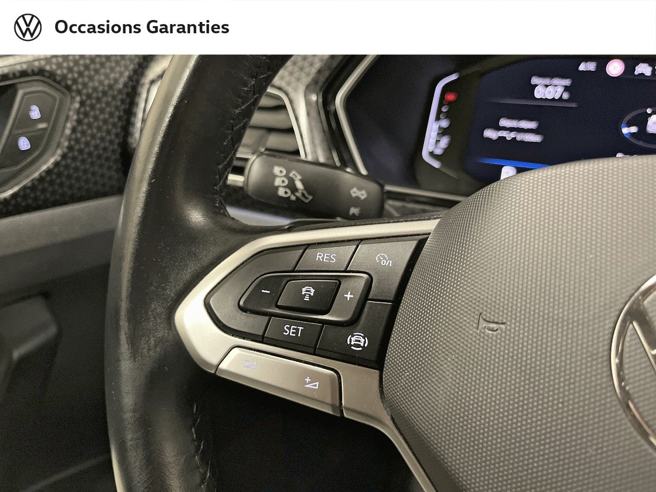 Voitures occasions VOLKSWAGEN T-CROSS Carat Paris