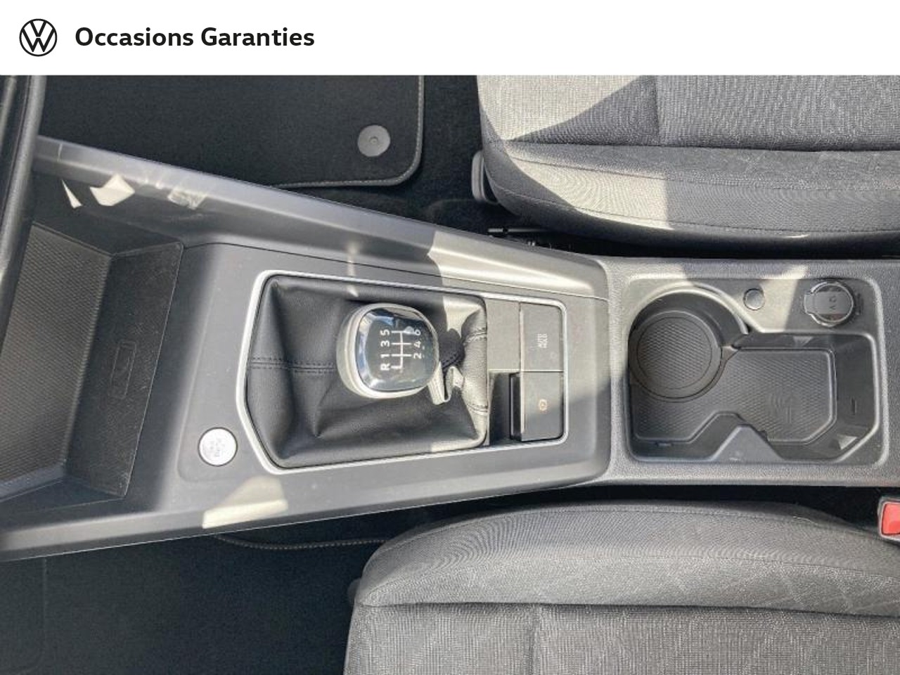 Voitures occasions VOLKSWAGEN GOLF Life Villeneuve-d'Ascq