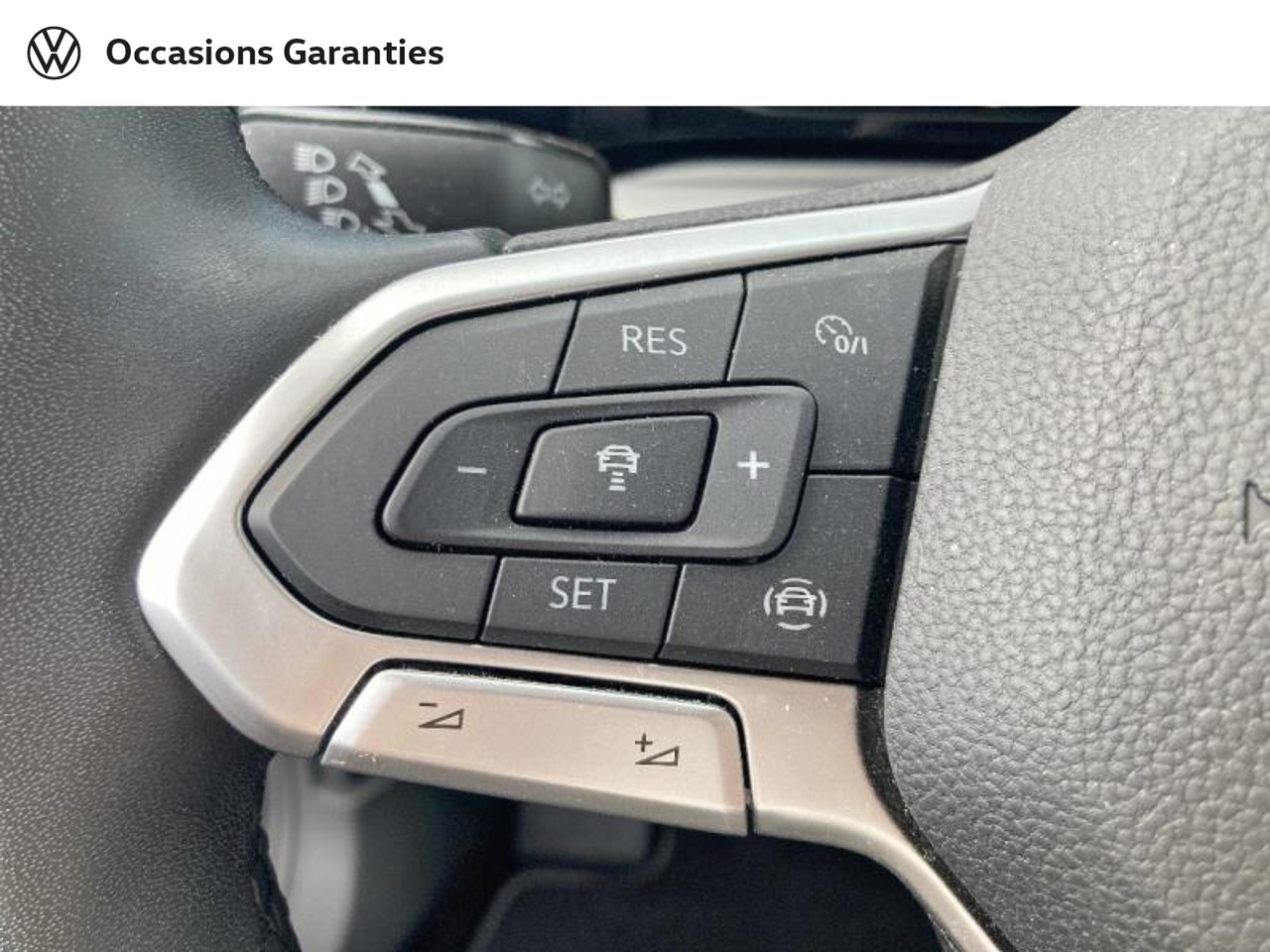 Voitures occasions VOLKSWAGEN GOLF Life Villeneuve-d'Ascq