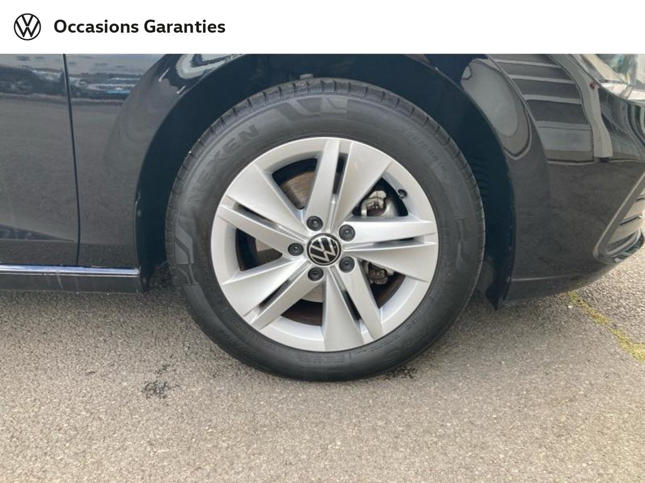 Voitures occasions VOLKSWAGEN GOLF Life Villeneuve-d'Ascq