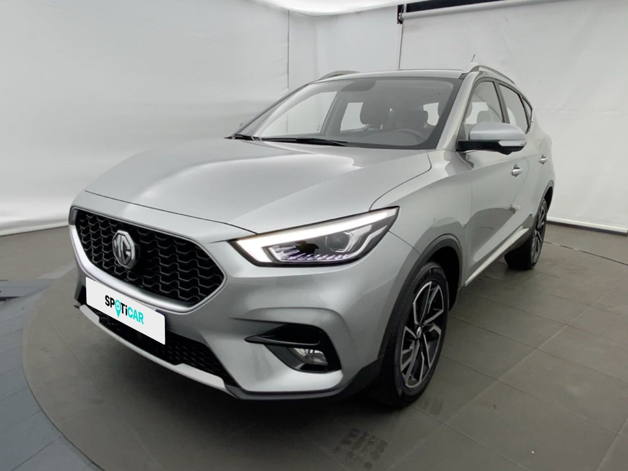 1.5 VTi-Tech 106ch Luxury