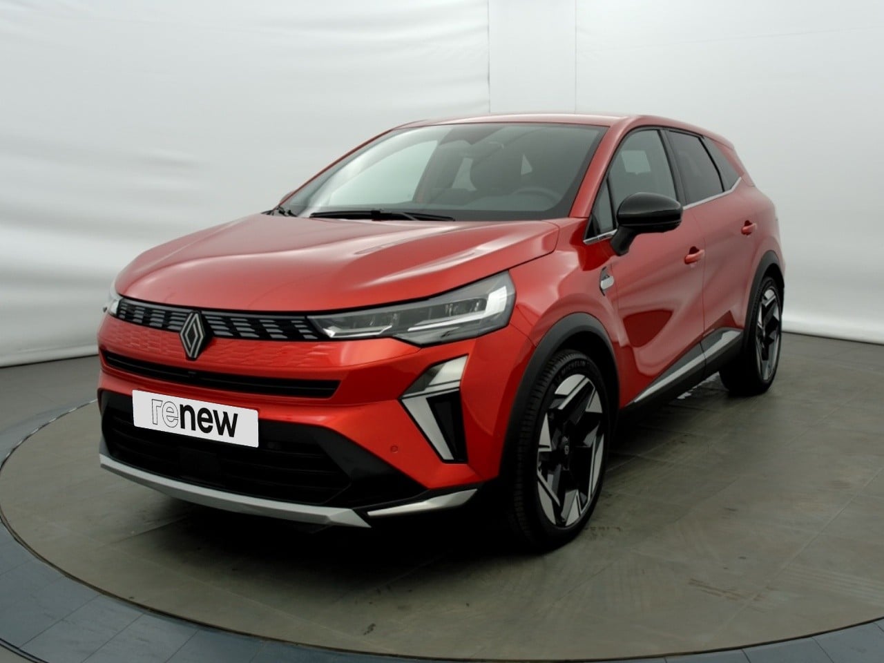1.6 E-Tech full hybrid 145ch Iconic