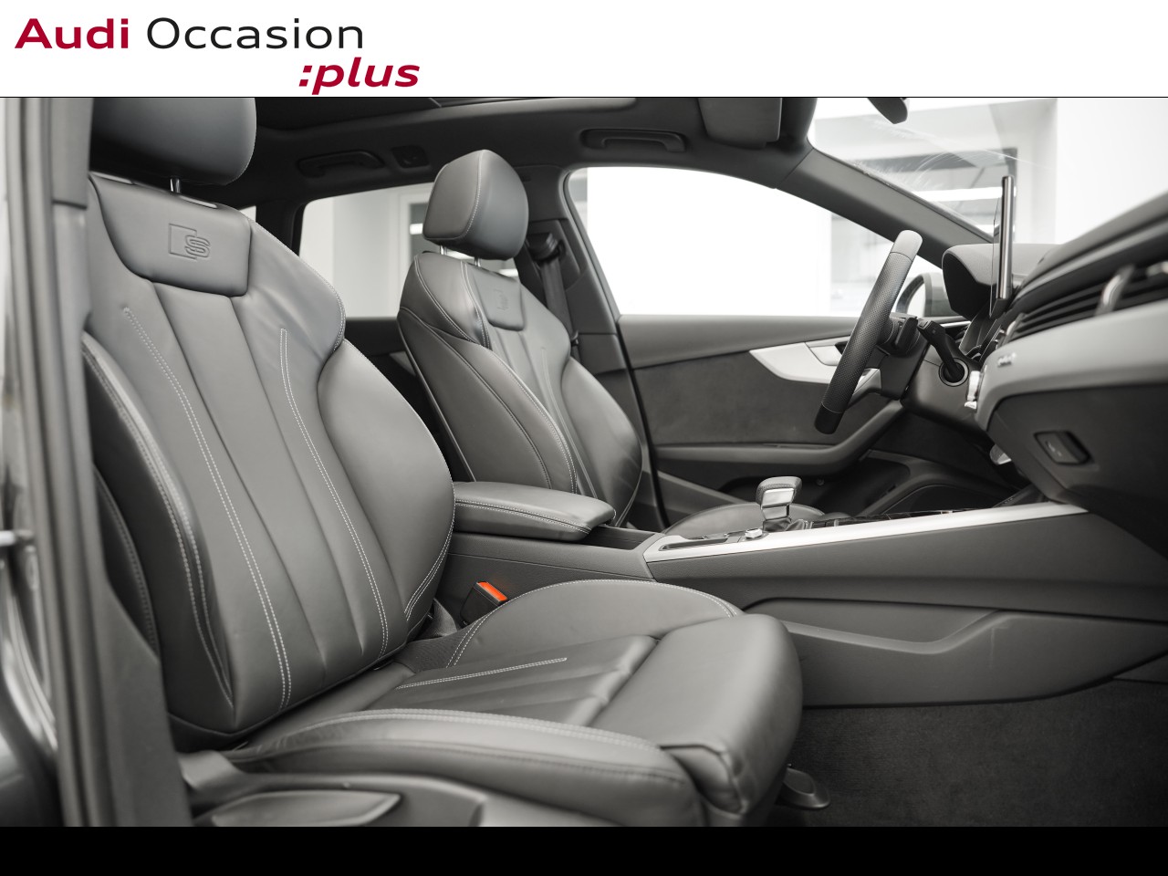 Voitures occasions Audi A4 Avant S line Montigny-le-Bretonneux