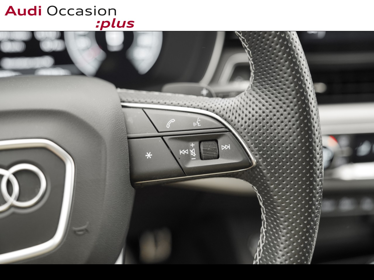 Voitures occasions Audi A4 Avant S line Montigny-le-Bretonneux