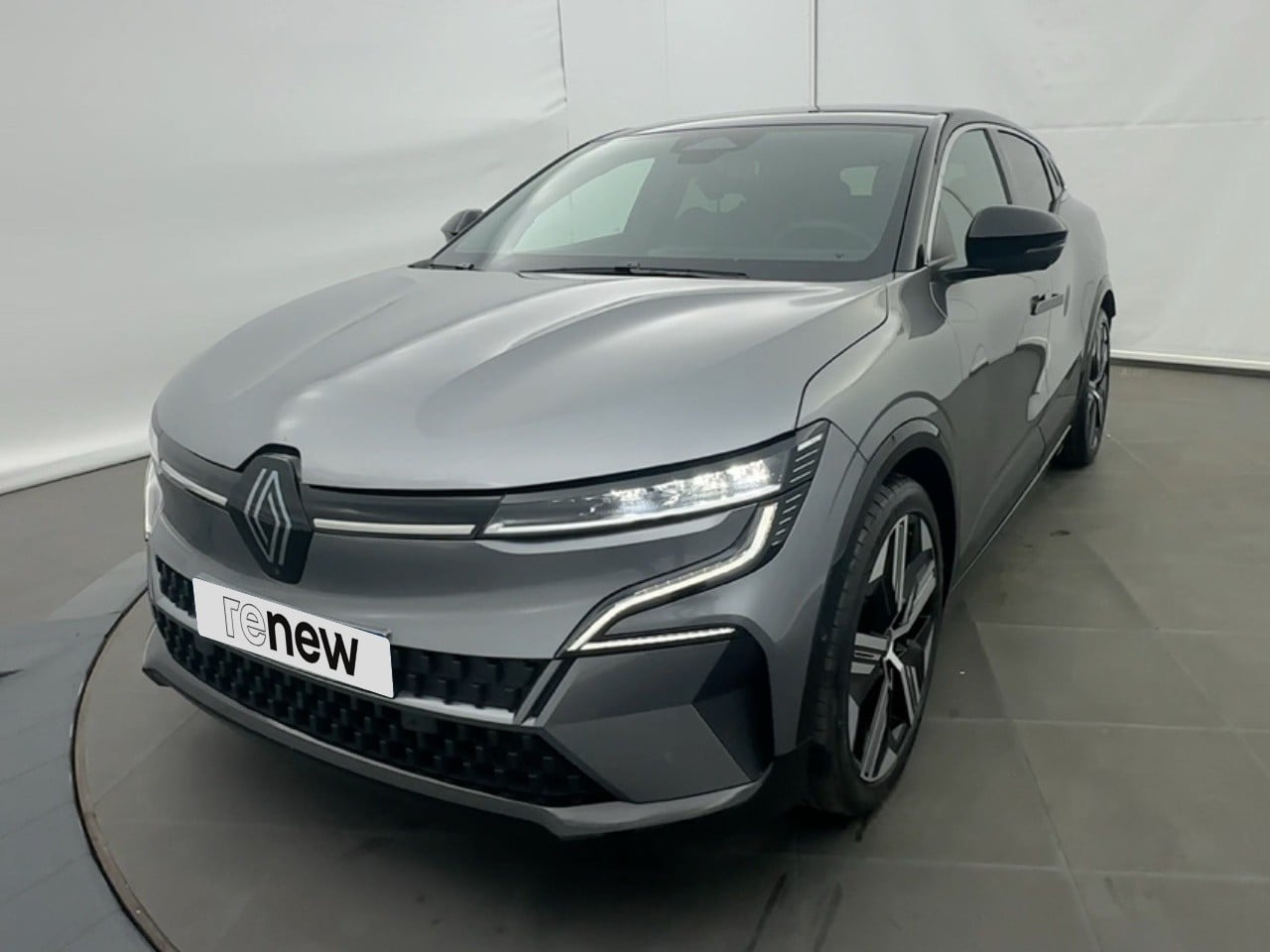 E-Tech Electric 220ch 60kWh Iconic autonomie confort -25