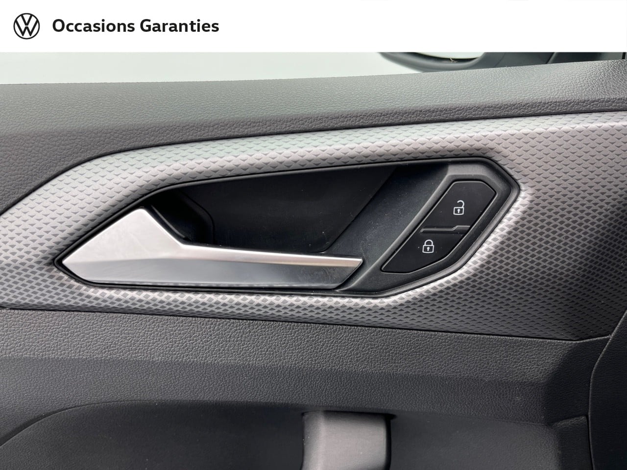 Voitures occasions VOLKSWAGEN T-CROSS Active Orvault