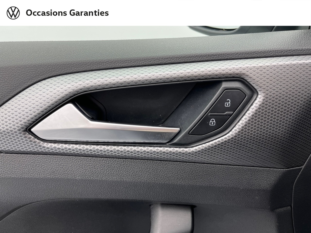 Voitures occasions VOLKSWAGEN T-CROSS Active Orvault