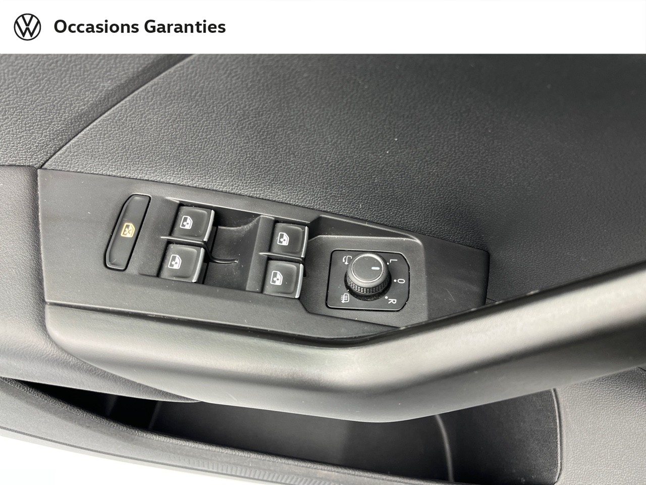 Voitures occasions VOLKSWAGEN T-CROSS Active Orvault