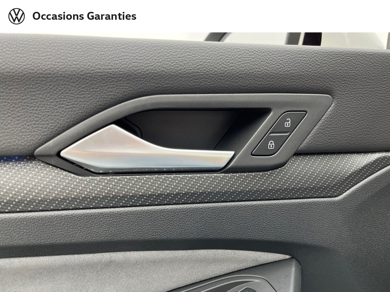 Voitures occasions VOLKSWAGEN GOLF R-Line Orvault