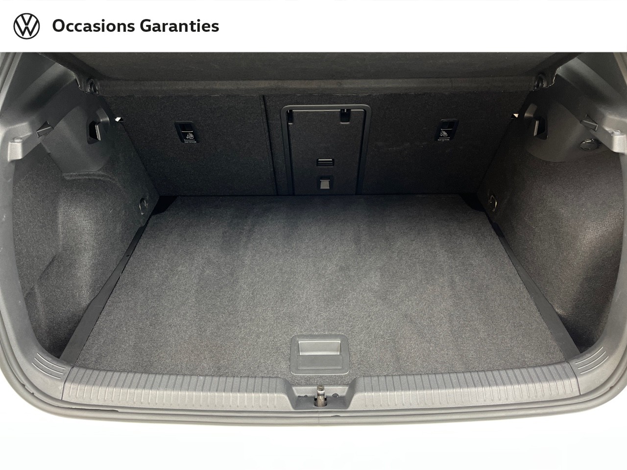Voitures occasions VOLKSWAGEN GOLF R-Line Orvault