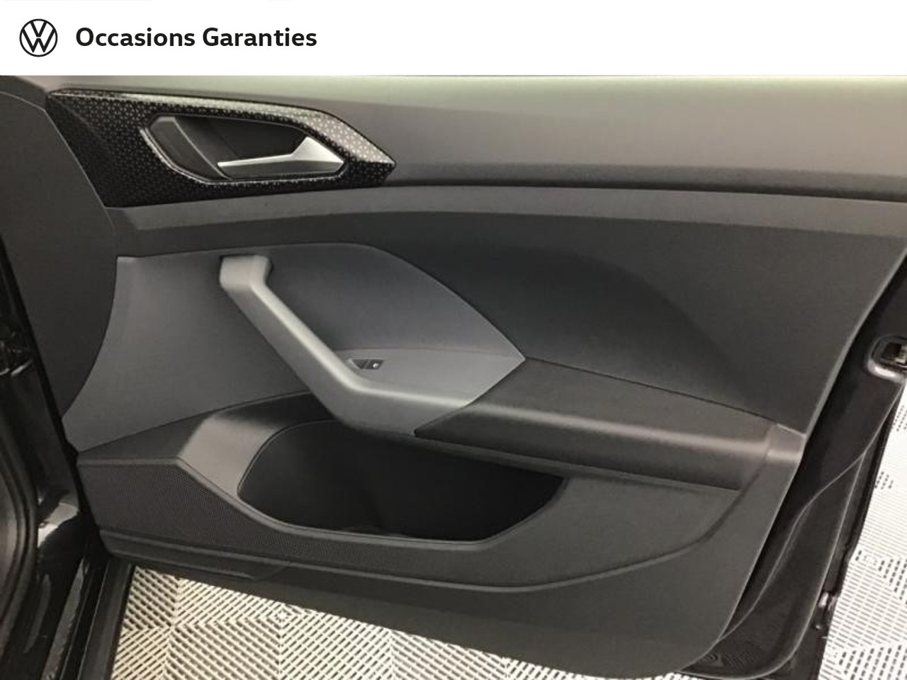 Voitures occasions VOLKSWAGEN T-CROSS Carat Villeneuve-d'Ascq