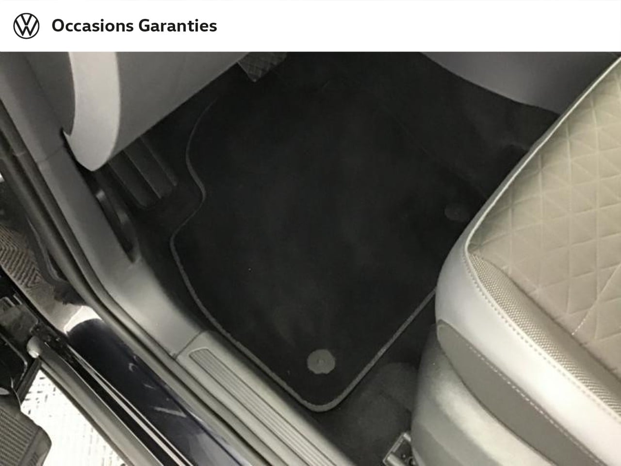 Voitures occasions VOLKSWAGEN T-CROSS Carat Villeneuve-d'Ascq