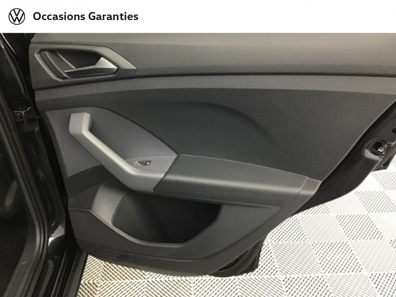 Voitures occasions VOLKSWAGEN T-CROSS Carat Villeneuve-d'Ascq