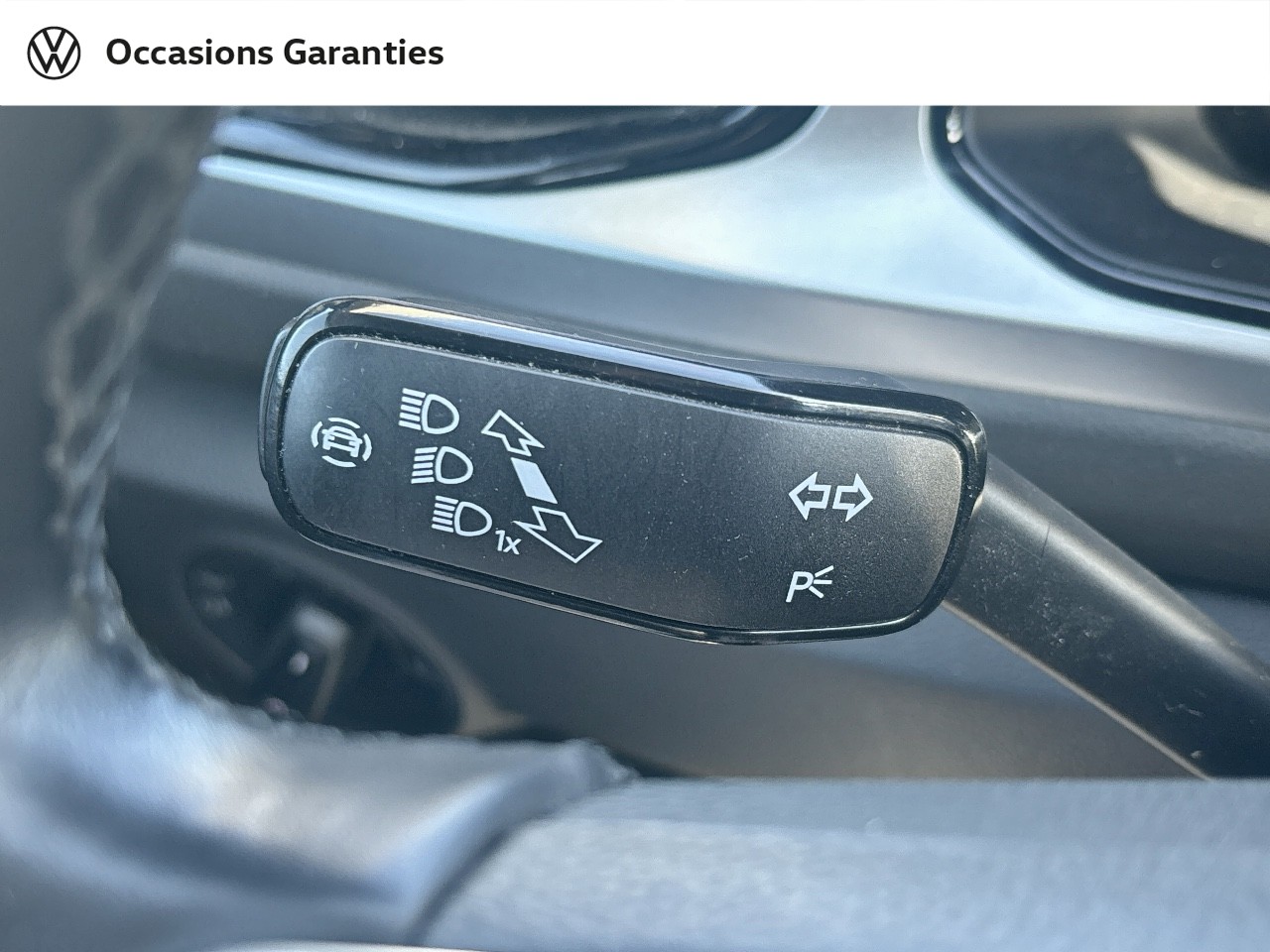 Voitures occasions VOLKSWAGEN T-ROC Life Lens