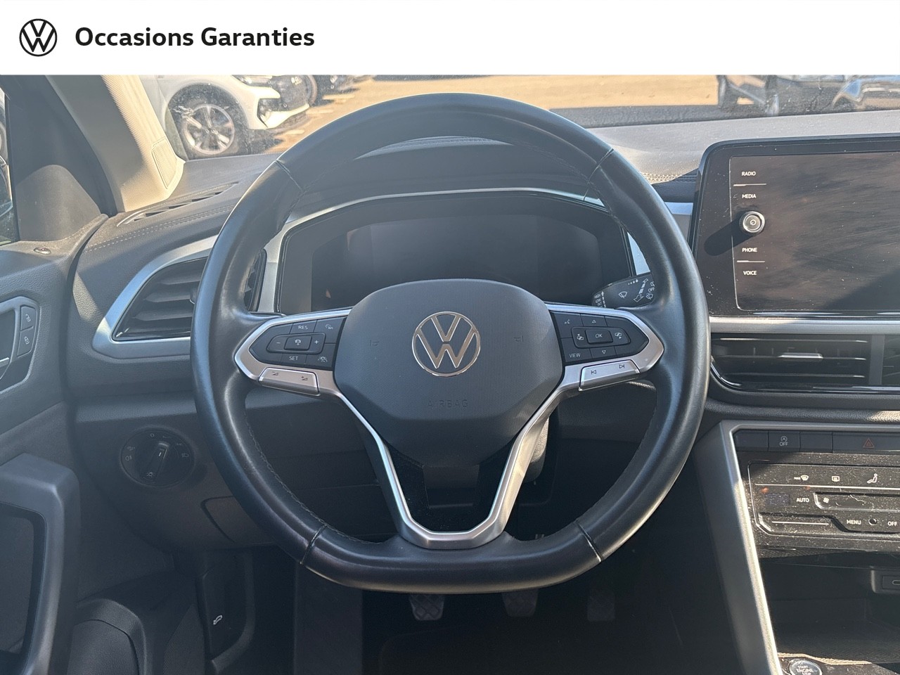Voitures occasions VOLKSWAGEN T-ROC Life Lens