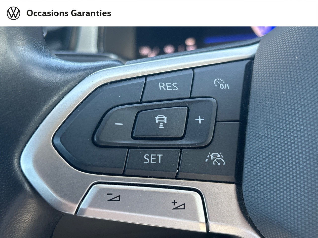 Voitures occasions VOLKSWAGEN T-ROC Life Lens