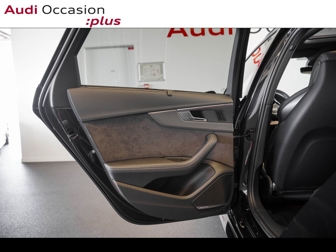 Voitures occasions Audi RS4 Avant Base Vélizy-Villacoublay