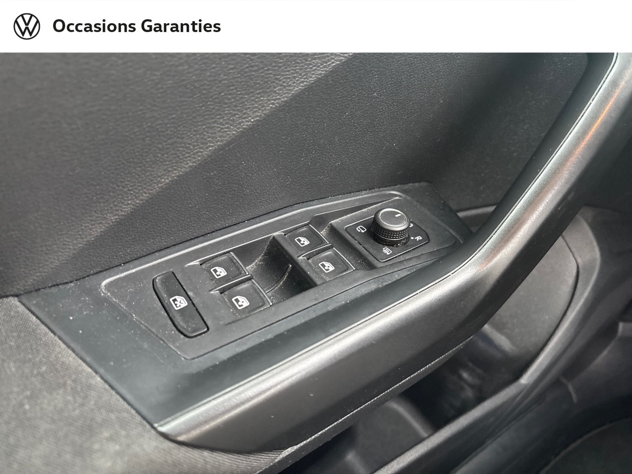 Voitures occasions VOLKSWAGEN T-ROC Lounge Dechy