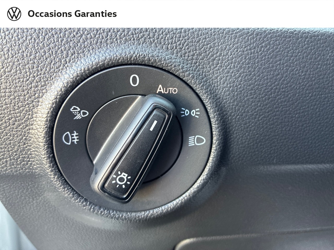 Voitures occasions VOLKSWAGEN T-ROC Life Lens
