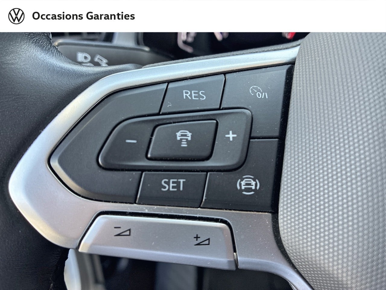 Voitures occasions VOLKSWAGEN T-ROC Life Lens