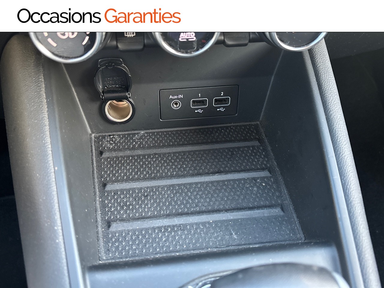 Voitures occasions RENAULT CAPTUR Initiale Paris Lens