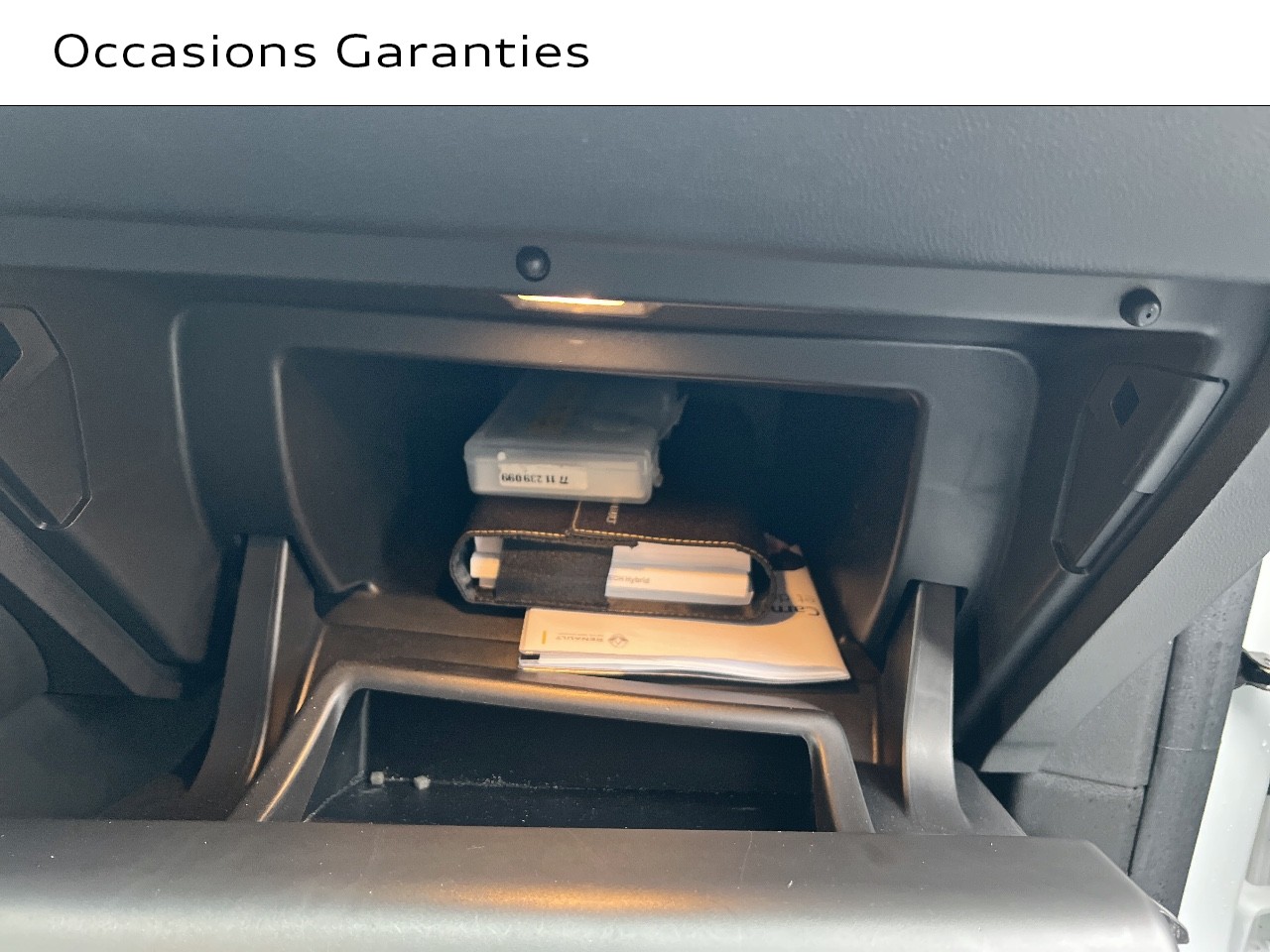 Voitures occasions RENAULT CAPTUR Intens Saint-Thibault-des-Vignes