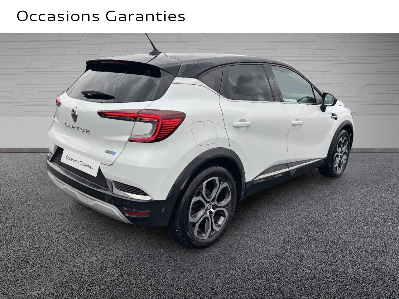 Voitures occasions RENAULT CAPTUR Intens Saint-Thibault-des-Vignes
