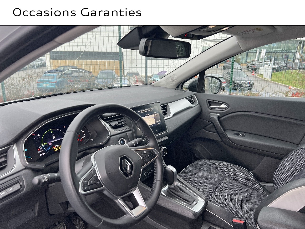Voitures occasions RENAULT CAPTUR Intens Saint-Thibault-des-Vignes