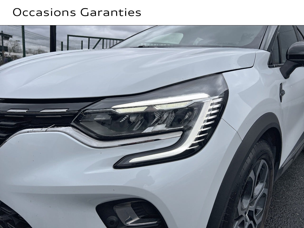 Voitures occasions RENAULT CAPTUR Intens Saint-Thibault-des-Vignes