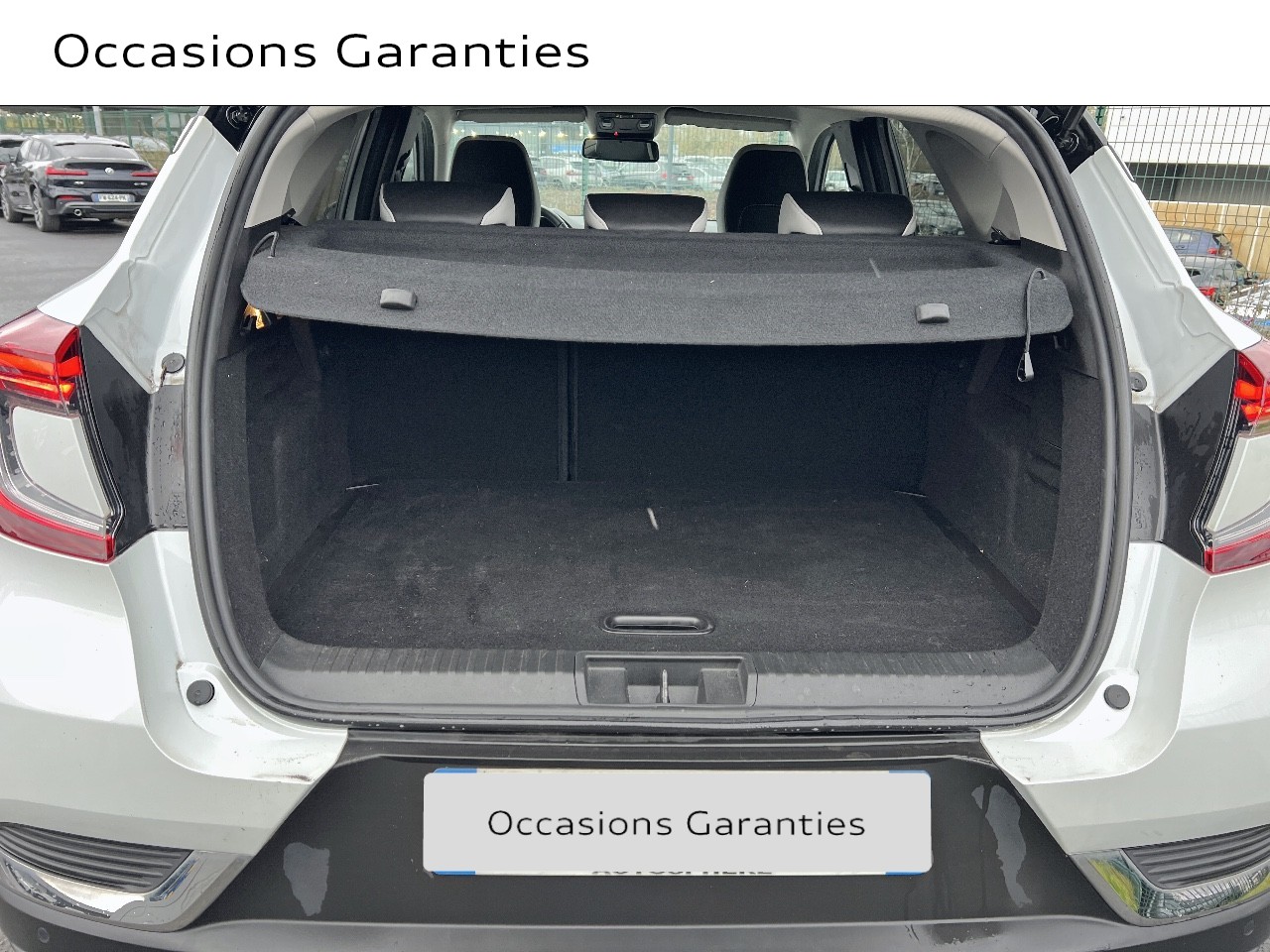 Voitures occasions RENAULT CAPTUR Intens Saint-Thibault-des-Vignes