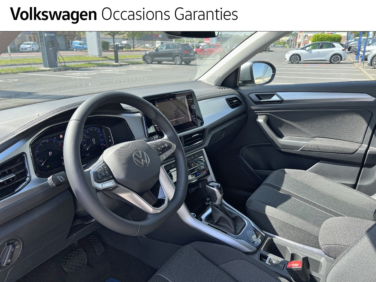 Voitures occasions VOLKSWAGEN T-ROC Life Plus Bruay-la-Buissière