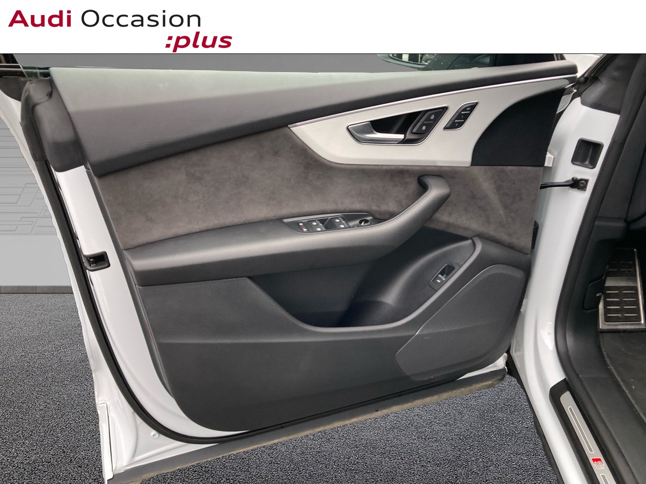 Voitures occasions Audi Q8 S line Dunkerque