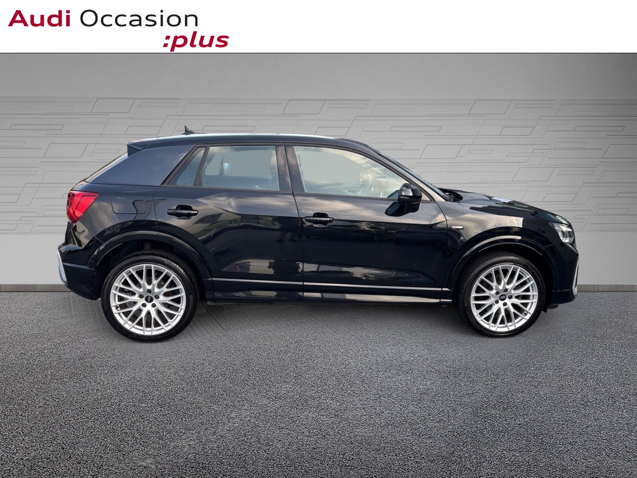 Voitures occasions Audi Q2 S line Mougins