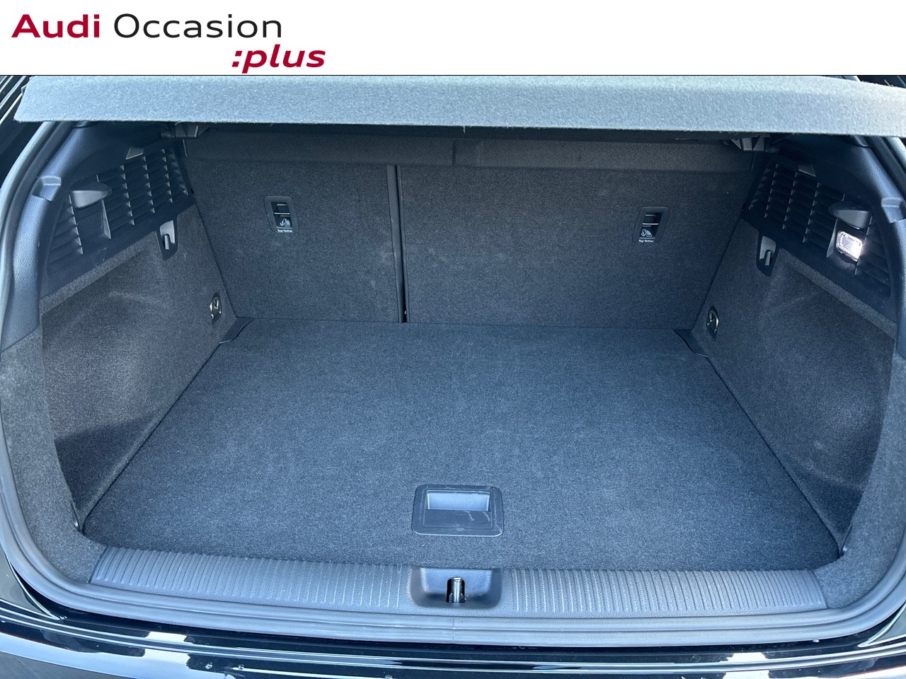 Voitures occasions Audi Q2 S line Mougins