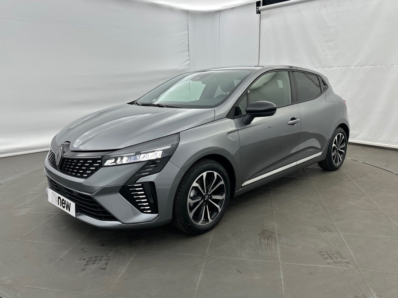 1.6 E-Tech 145ch full hybrid Techno - 24