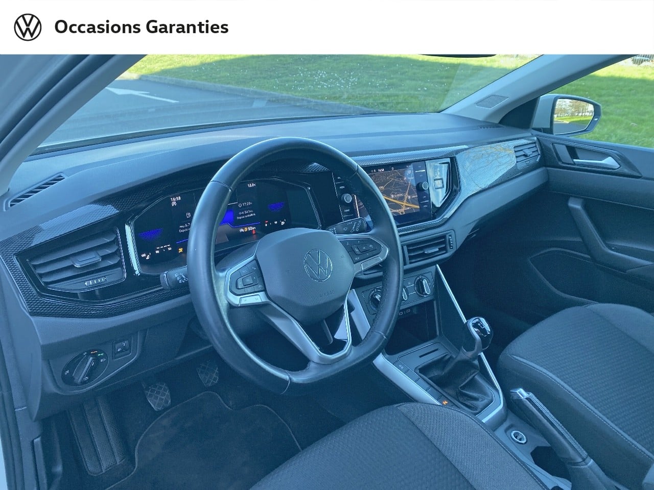 Voitures occasions VOLKSWAGEN POLO Life Rezé